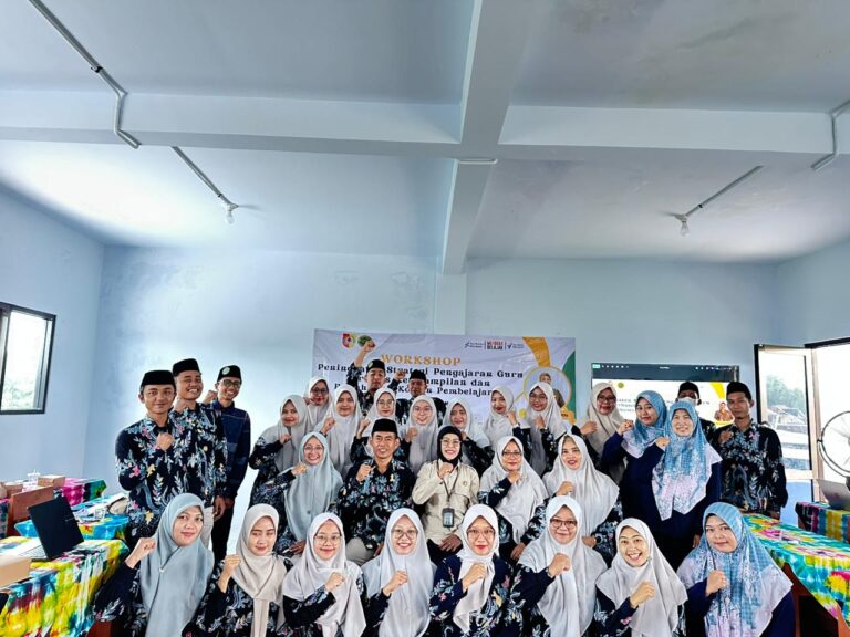 Dari Materi ke Makna: Guru SD Baiturrohman Jember Perkuat Pengajaran Berbasis Keterampilan dan Penguasaan Konten